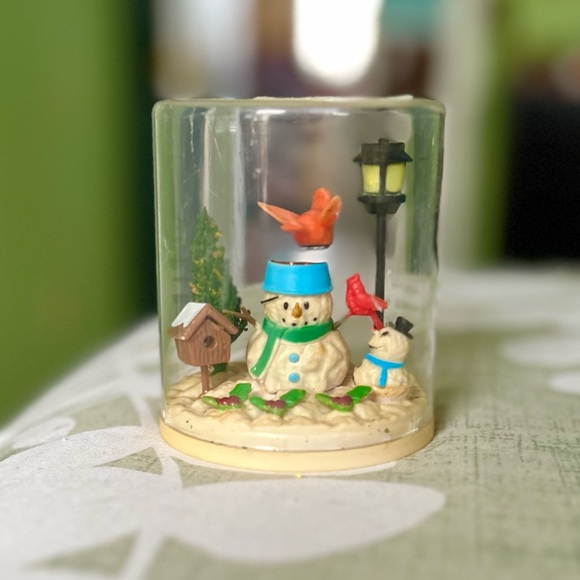 Vintage Encased Winter Snowman With Bird & Lamp Post Festive Decorative Art 3D - Picture 10 of 10